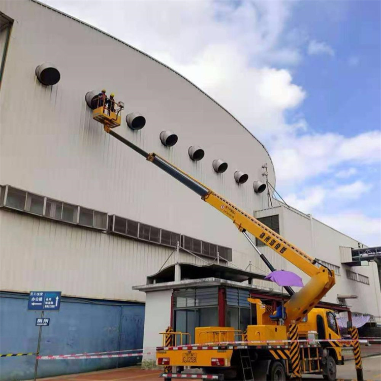 武平县高空作业车出租服务：专业广告牌安装解决方案