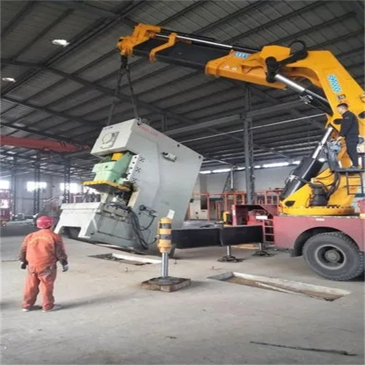 武平县80吨折臂吊车出租附近电话